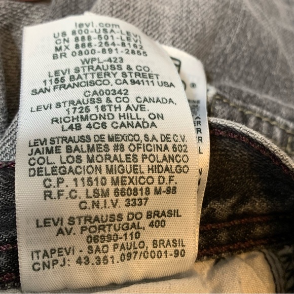 Levi’s 514 Slim Straight Jeans with Side Pocket - Picture 8 of 11
